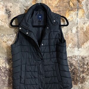 GAP Women's Quilted Black Vest